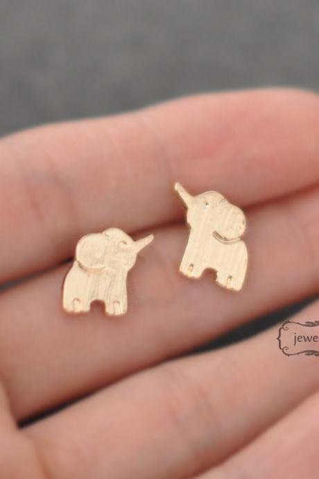 Shipping-gold Elephant Earrings, Elephant Stud, Gold, Post Earrings, Simple Jewelry, Lucky Jewelry, Elephant Post Earrings